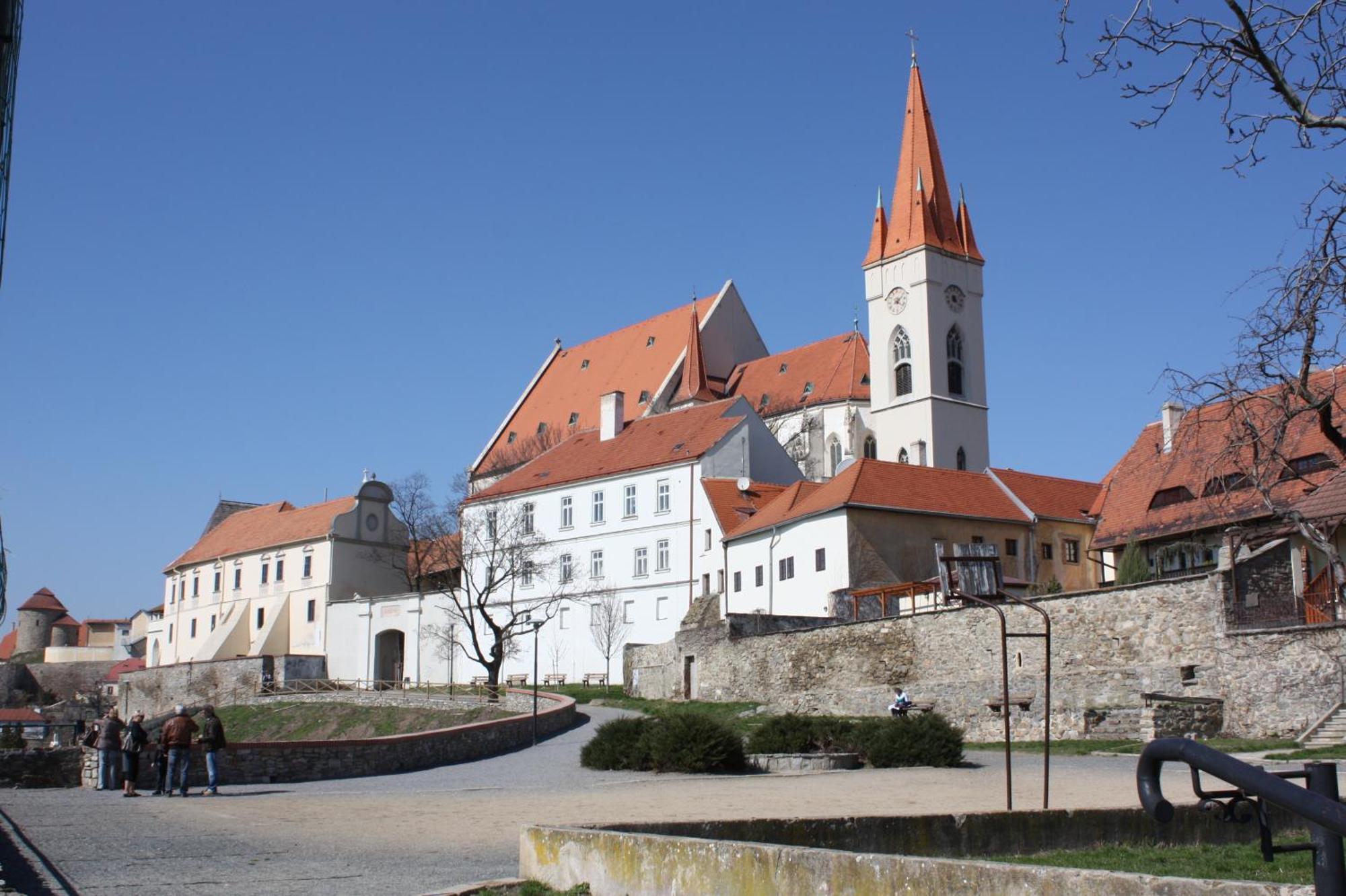 Pension Grant Lux Znojmo Bed & Breakfast Bagian luar foto