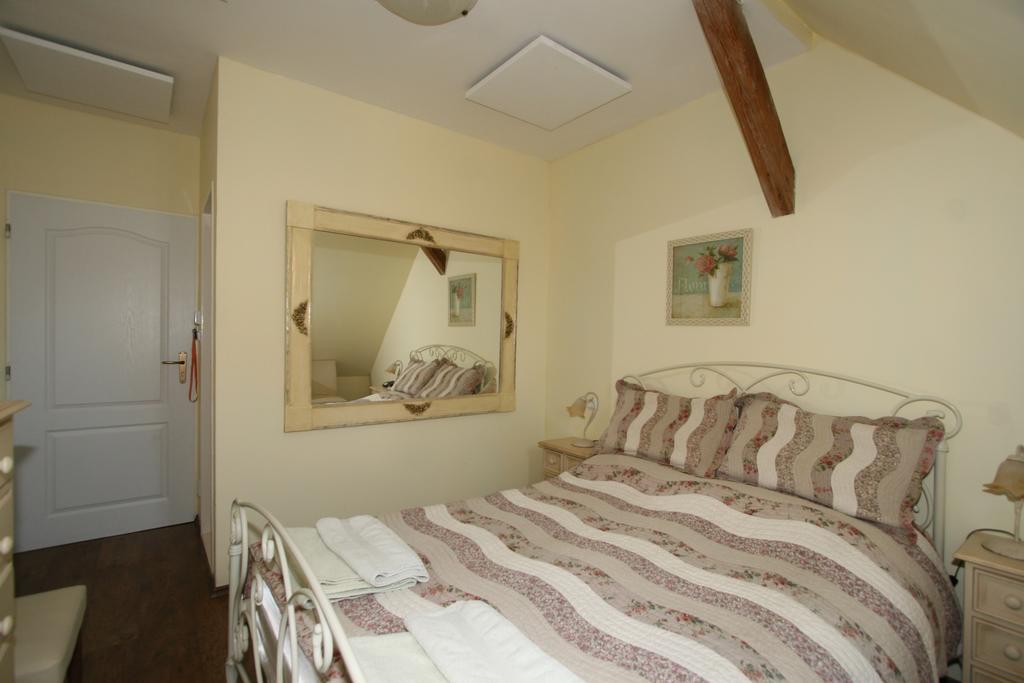 Pension Grant Lux Znojmo Bed & Breakfast Bagian luar foto