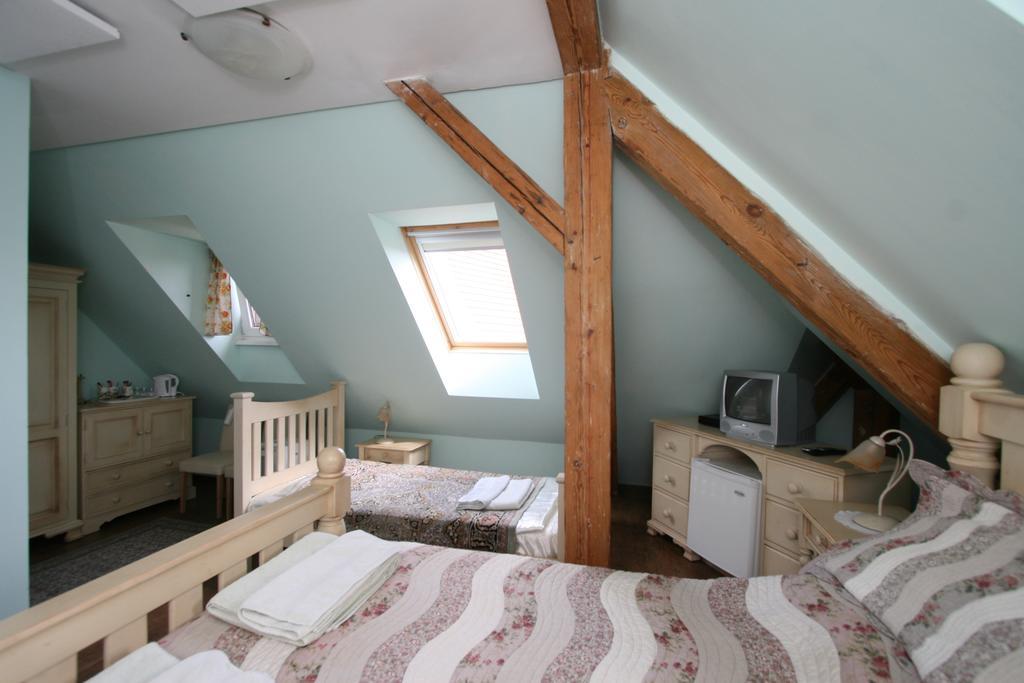 Pension Grant Lux Znojmo Bed & Breakfast Bagian luar foto